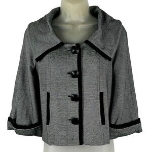 Yoana Baraschi Stylish Vintage-Inspired Women's Cropped Pinstriped Jacket 4
